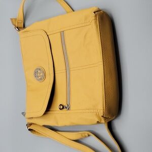 RELIC YELLOW GOLD CROSSBODY BAG WITH PHONE SLOT